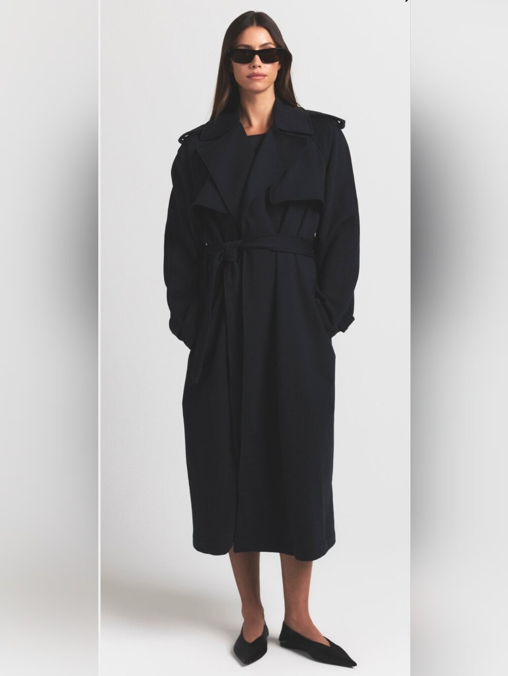 Skims FIRE! NWT! The Boyfriend Fleece Oversized Trench Coat in Onyx. Sz Sm. R2S!